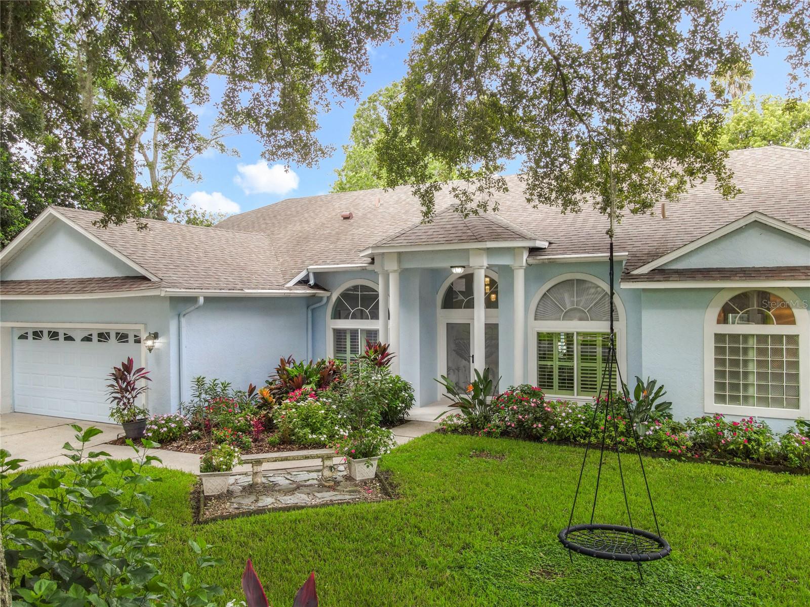 Homes for sale in Oviedo, FL | 1600 Twin Oaks Cir, Oviedo, FL 32765 | MLS# O6338619