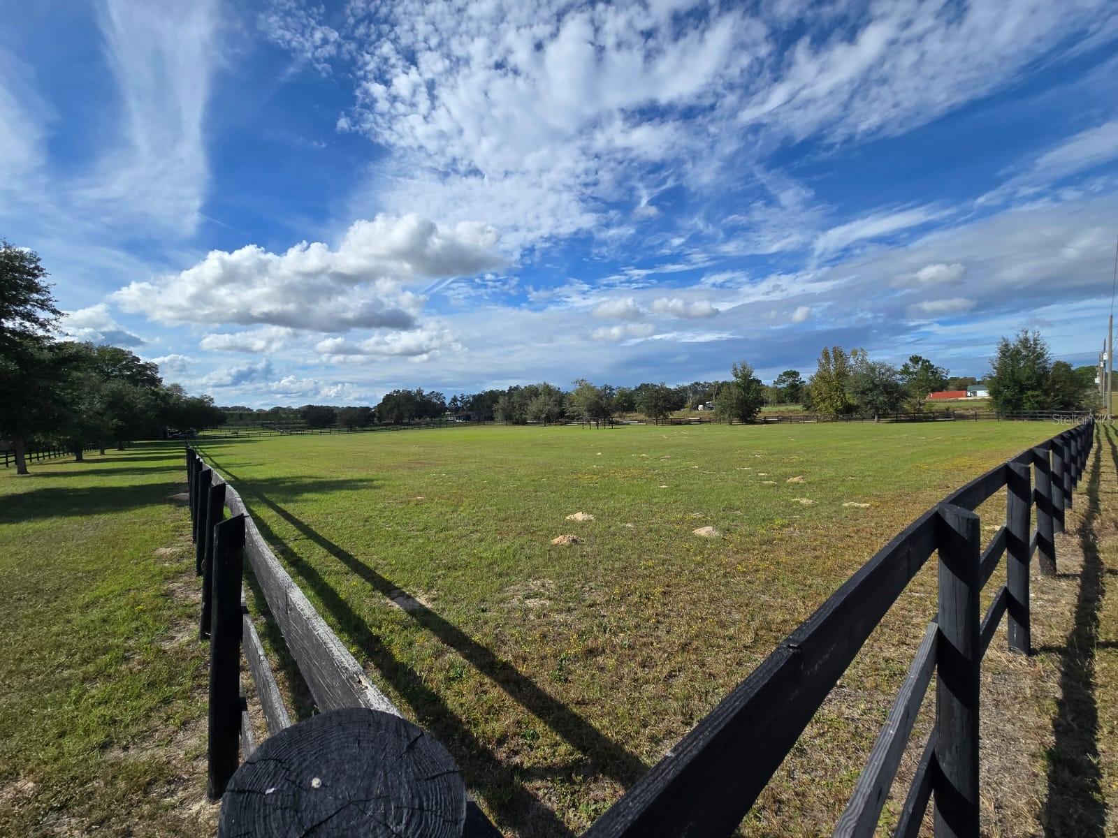 Homes for sale in Morriston, FL | Tbd Se 175 Ct, Morriston, FL 32668 | MLS# OM708256