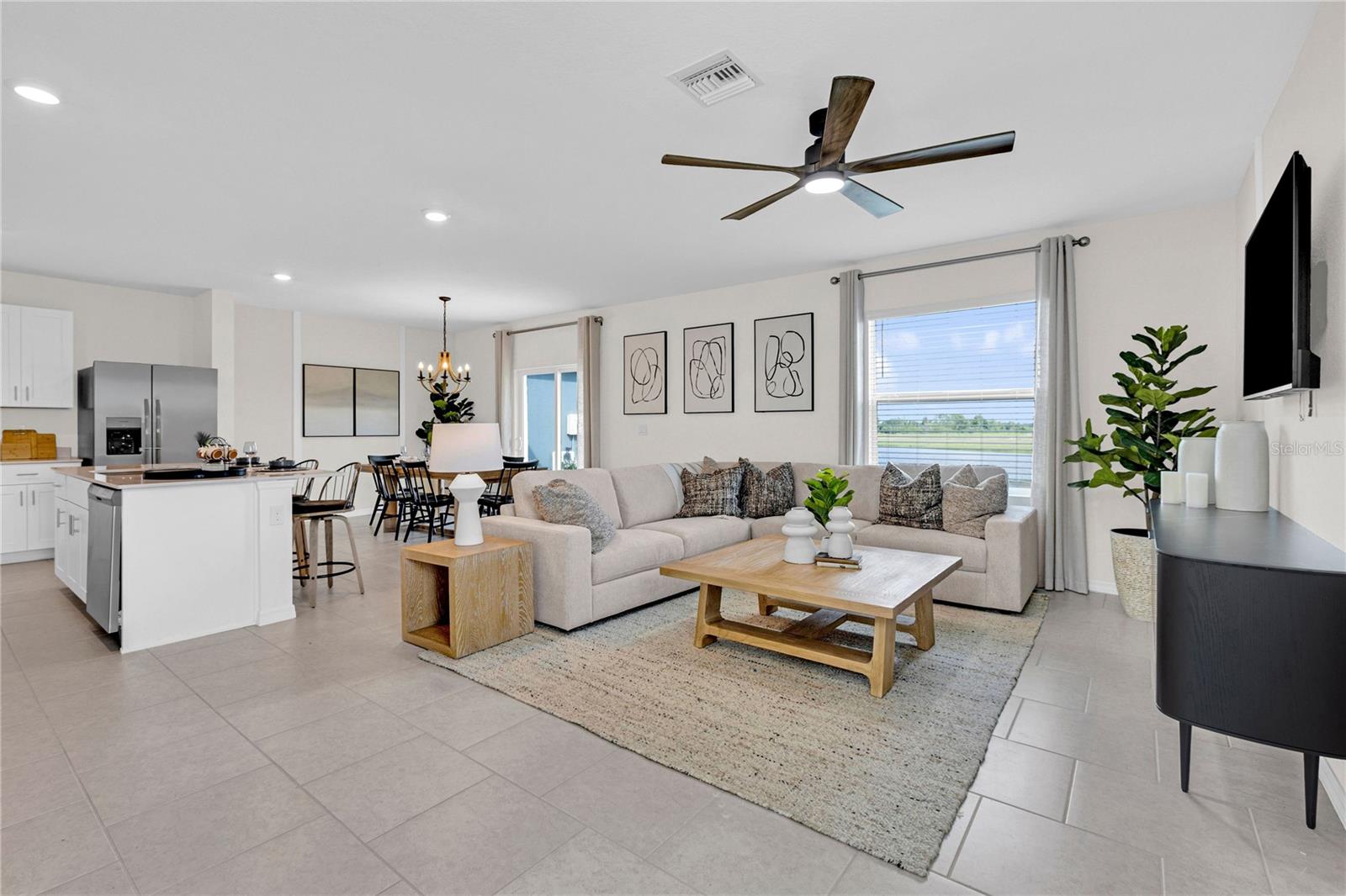 Homes for sale in Parrish, FL | 3805 Ambersweet Xing, Parrish, FL 34219 | MLS# A4663324