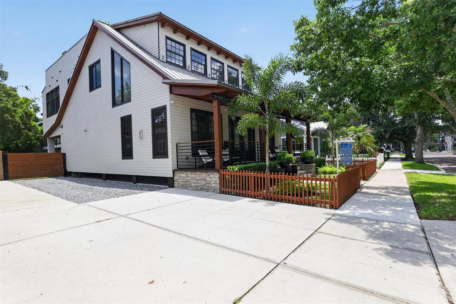 2nd image of 119 N Hyer Ave, Orlando, FL 32801 | MLS# O6341609
