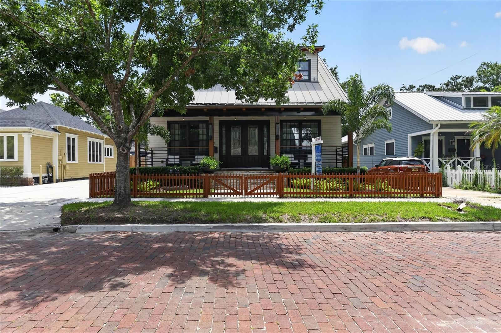 3rd image of 119 N Hyer Ave, Orlando, FL 32801 | MLS# O6341609