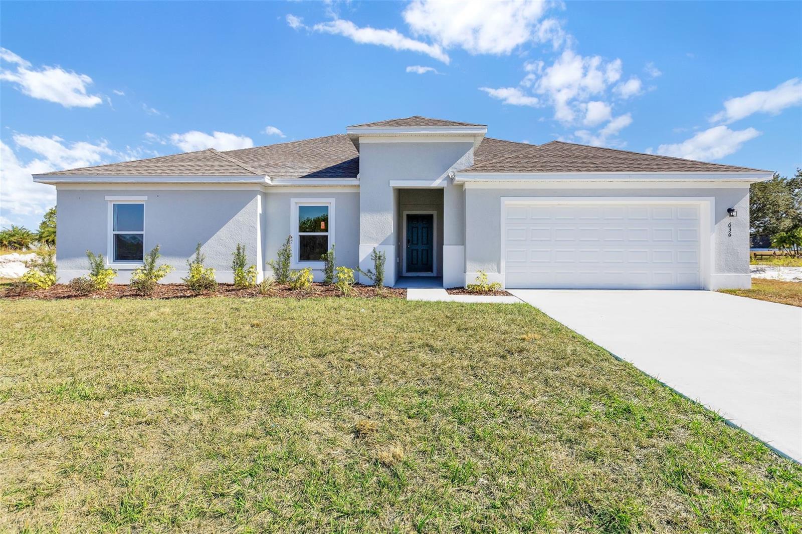 2nd image of 636 Grand Oaks Dr, Avon Park, FL 33825 | MLS# C7514506