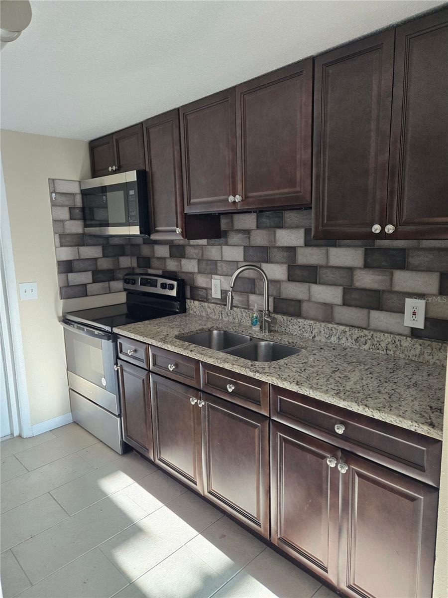 Homes for sale in Tampa, FL | 1503 E Navajo Ave #B, Tampa, FL 33612 | MLS# O6342413