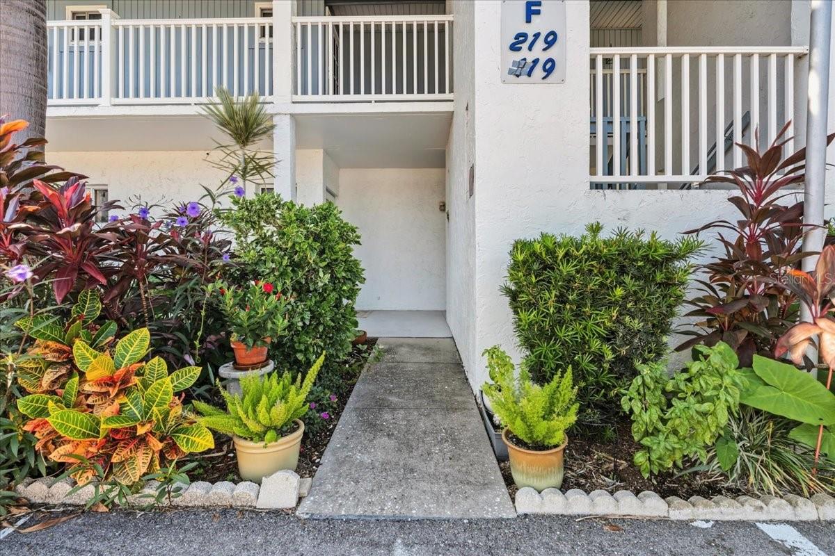 Homes for sale in Punta Gorda, FL | 22375 Edgewater Dr #120, Punta Gorda, FL 33980 | MLS# C7515125