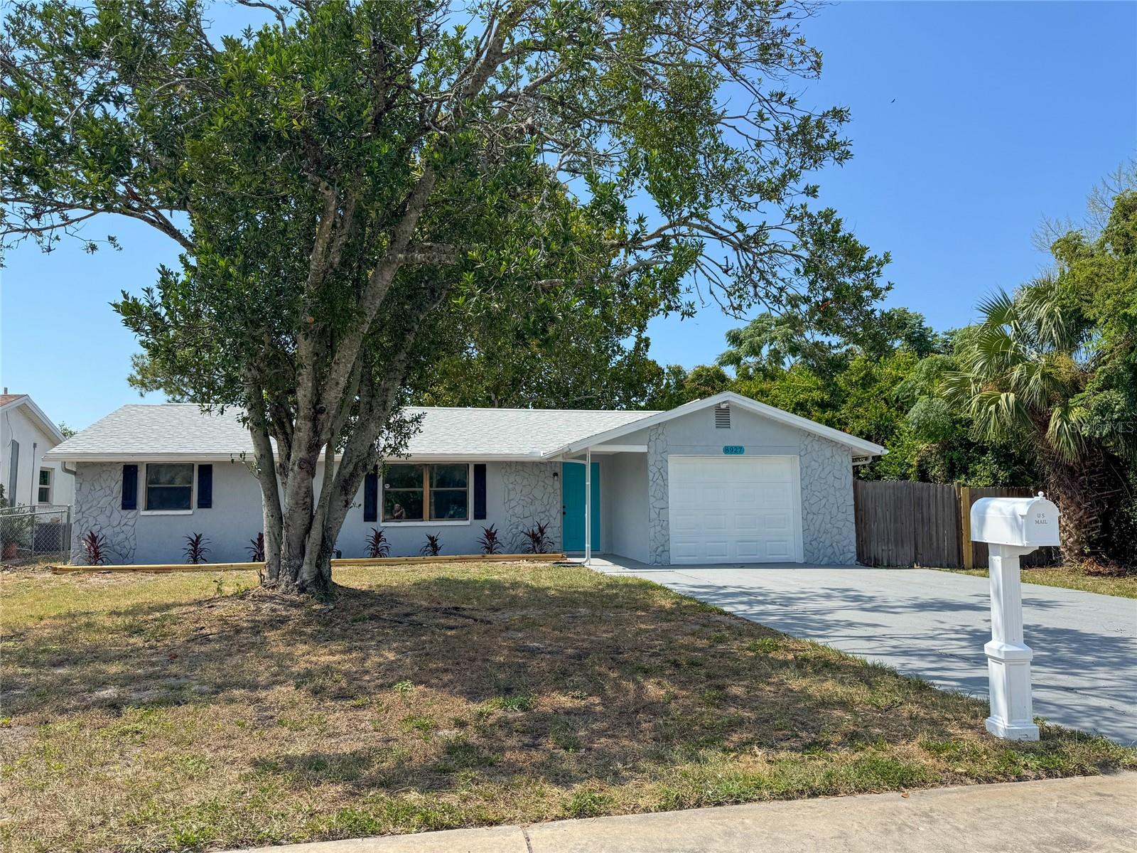 Homes for sale in Port Richey, FL | 8927 Roble Way, Port Richey, FL 34668 | MLS# W7879143
