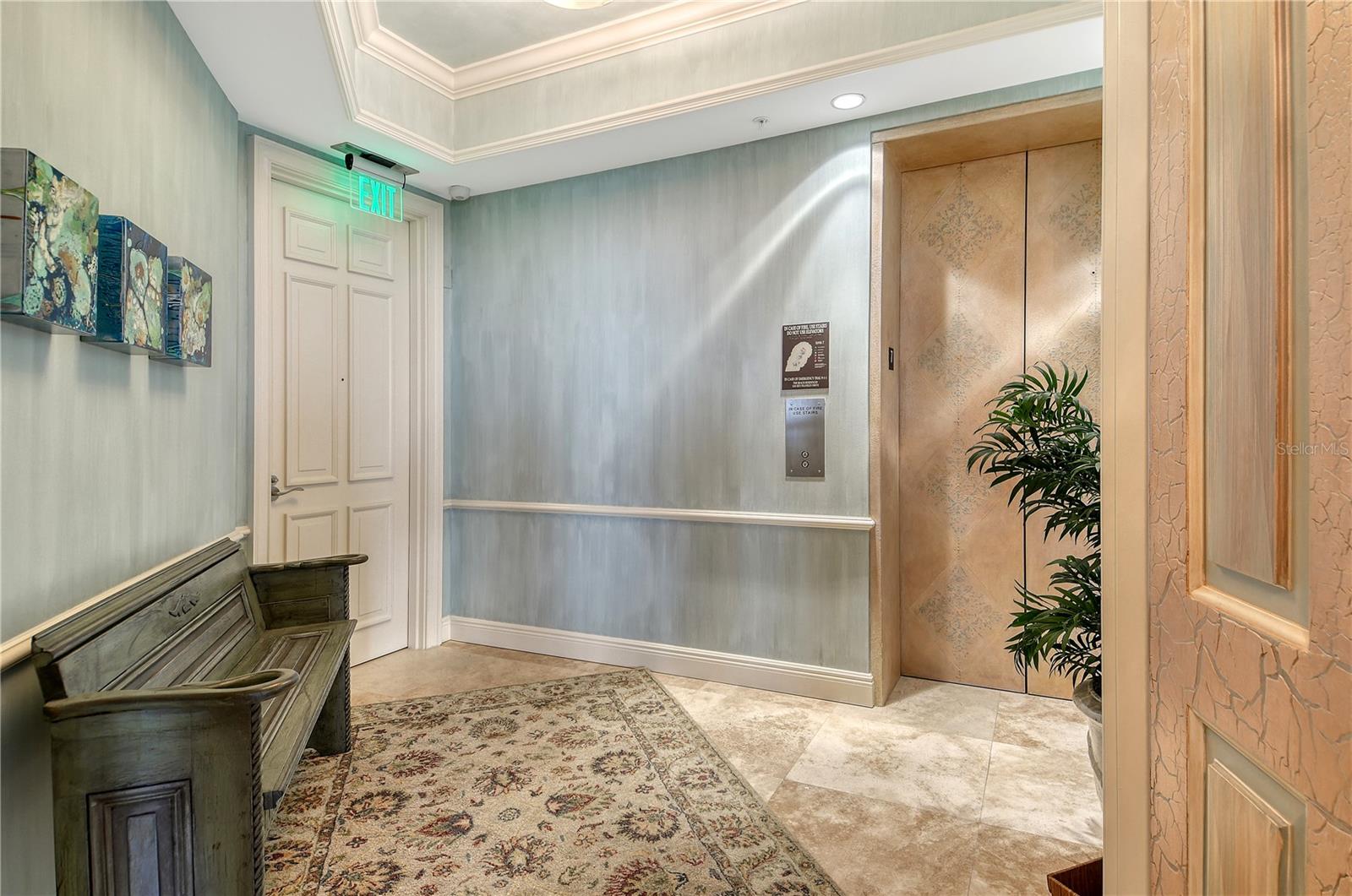 4th image of 1300 Benjamin Franklin Dr #709, Sarasota, FL 34236 | MLS# A4665895