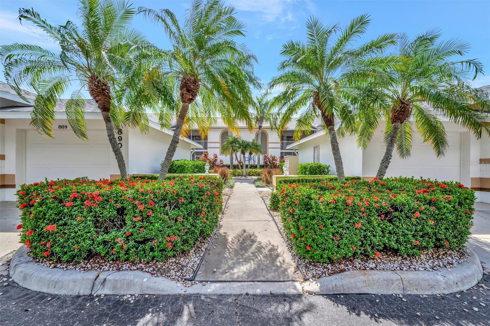 Homes for sale in Bradenton, FL | 6904 Drewrys Blf #809, Bradenton, FL 34203 | MLS# A4665987