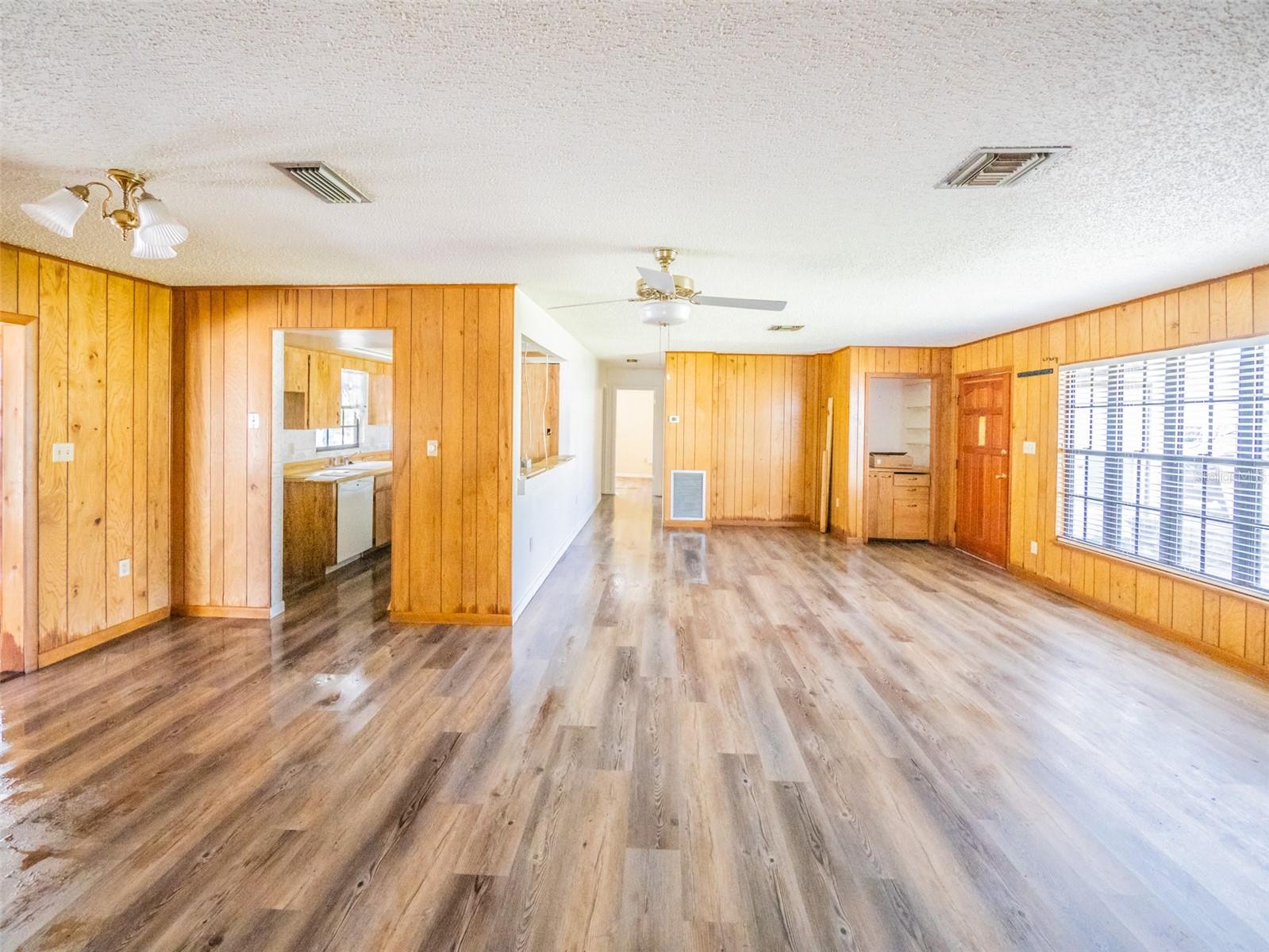 5th image of 55746 Carroll St, Astor, FL 32102 | MLS# G5102488