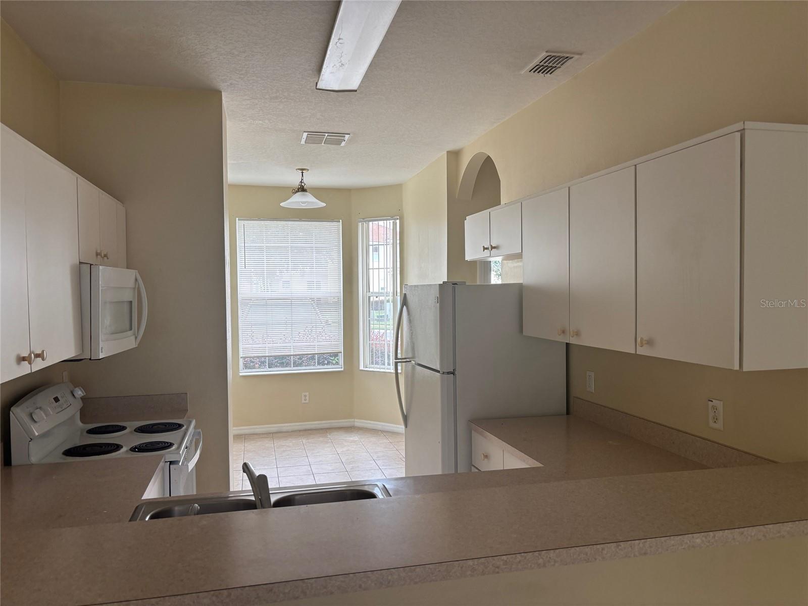 Homes for sale in Kissimmee, FL | 1158 S Beach Cir, Kissimmee, FL 34746 | MLS# O6347421