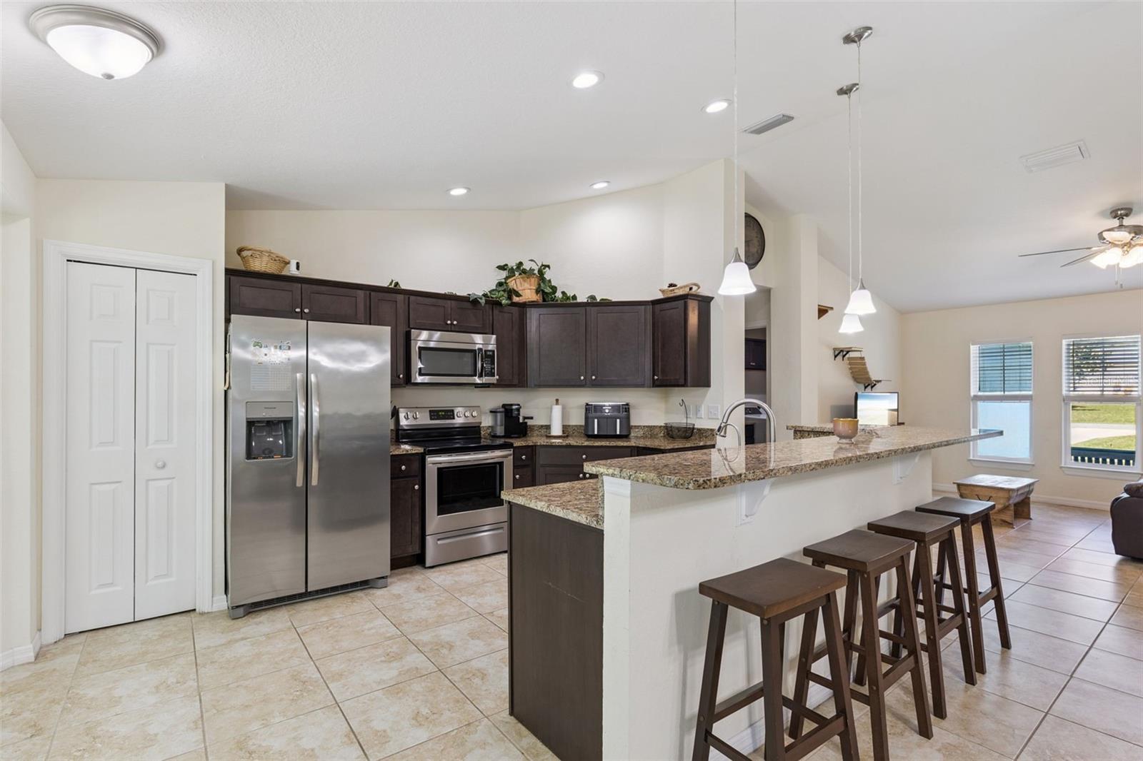 3rd image of 7042 Se 122Nd Ln, Belleview, FL 34420 | MLS# O6348193