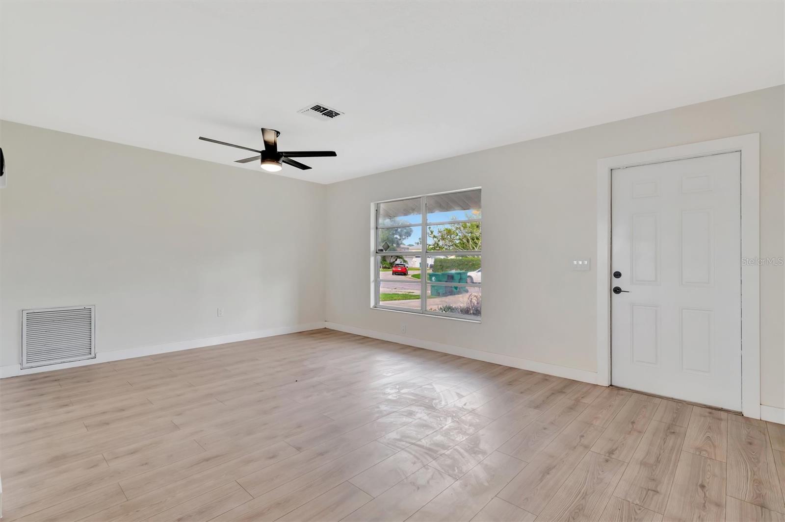 Homes for sale in Palmetto, FL | 2420 16Th St W, Palmetto, FL 34221 | MLS# A4667074