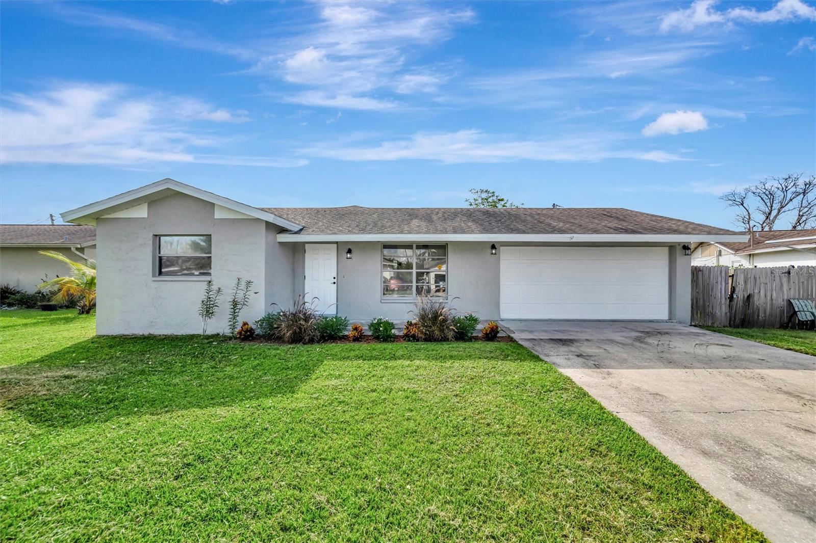 Homes for sale in Palmetto, FL | 2420 16Th St W, Palmetto, FL 34221 | MLS# A4667074