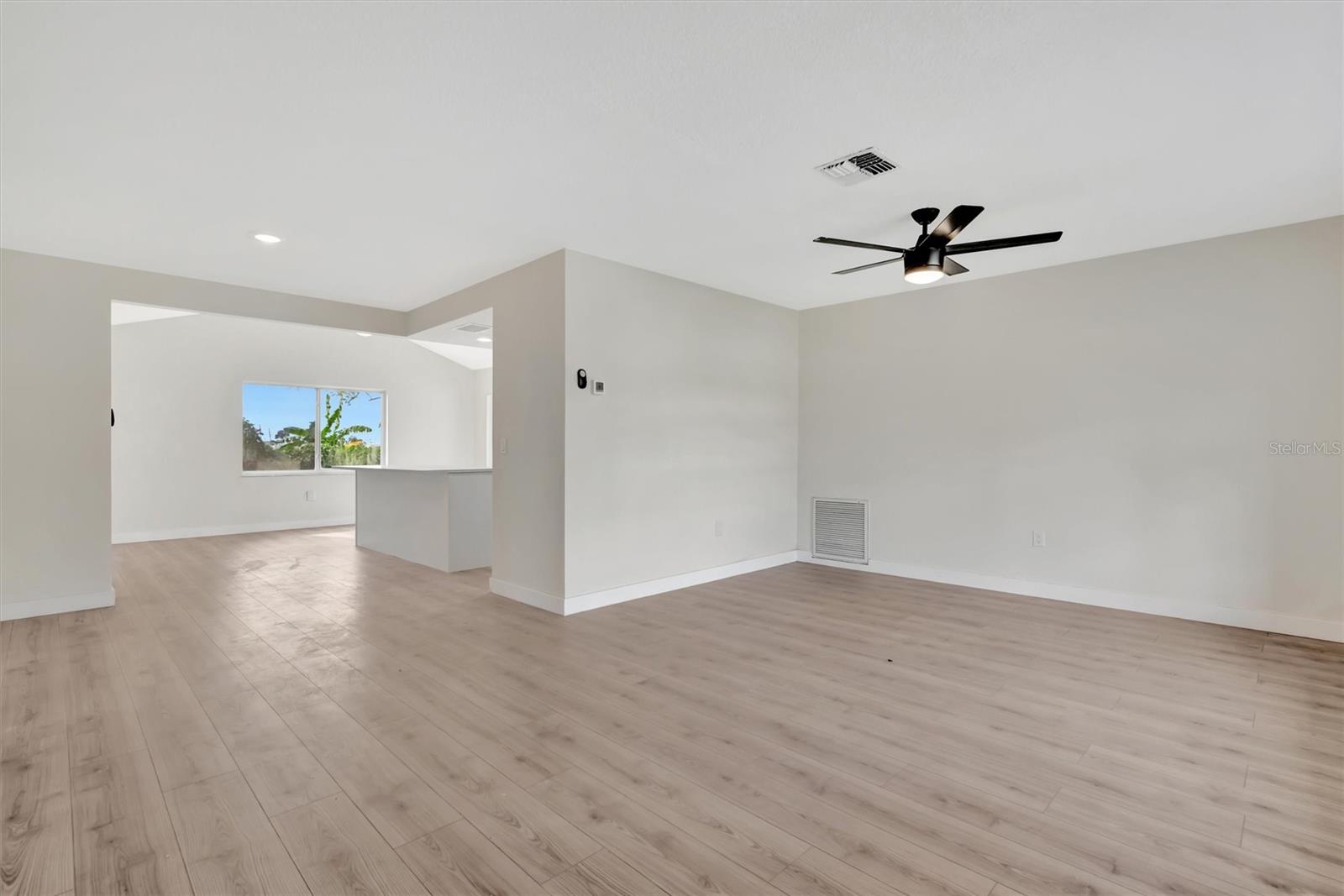 Homes for sale in Palmetto, FL | 2420 16Th St W, Palmetto, FL 34221 | MLS# A4667074