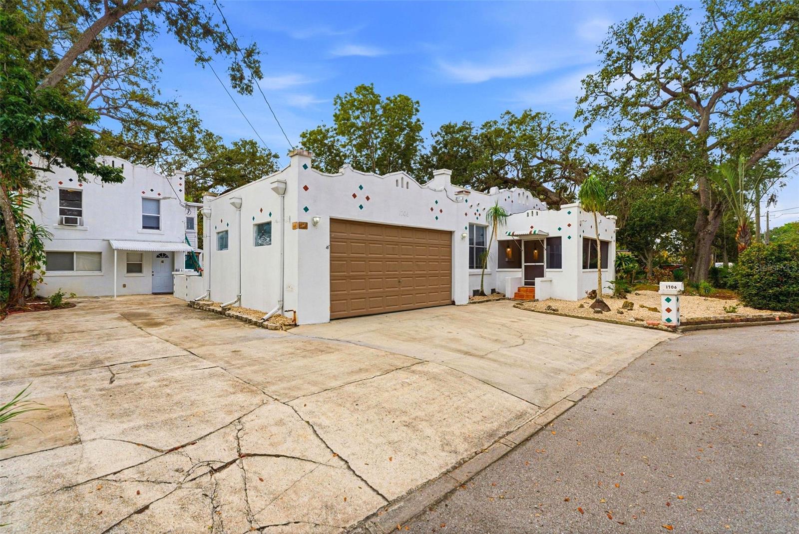 Homes for sale in Bradenton, FL | 1706 4th Ave E, Bradenton, FL 34208 | MLS# A4667825