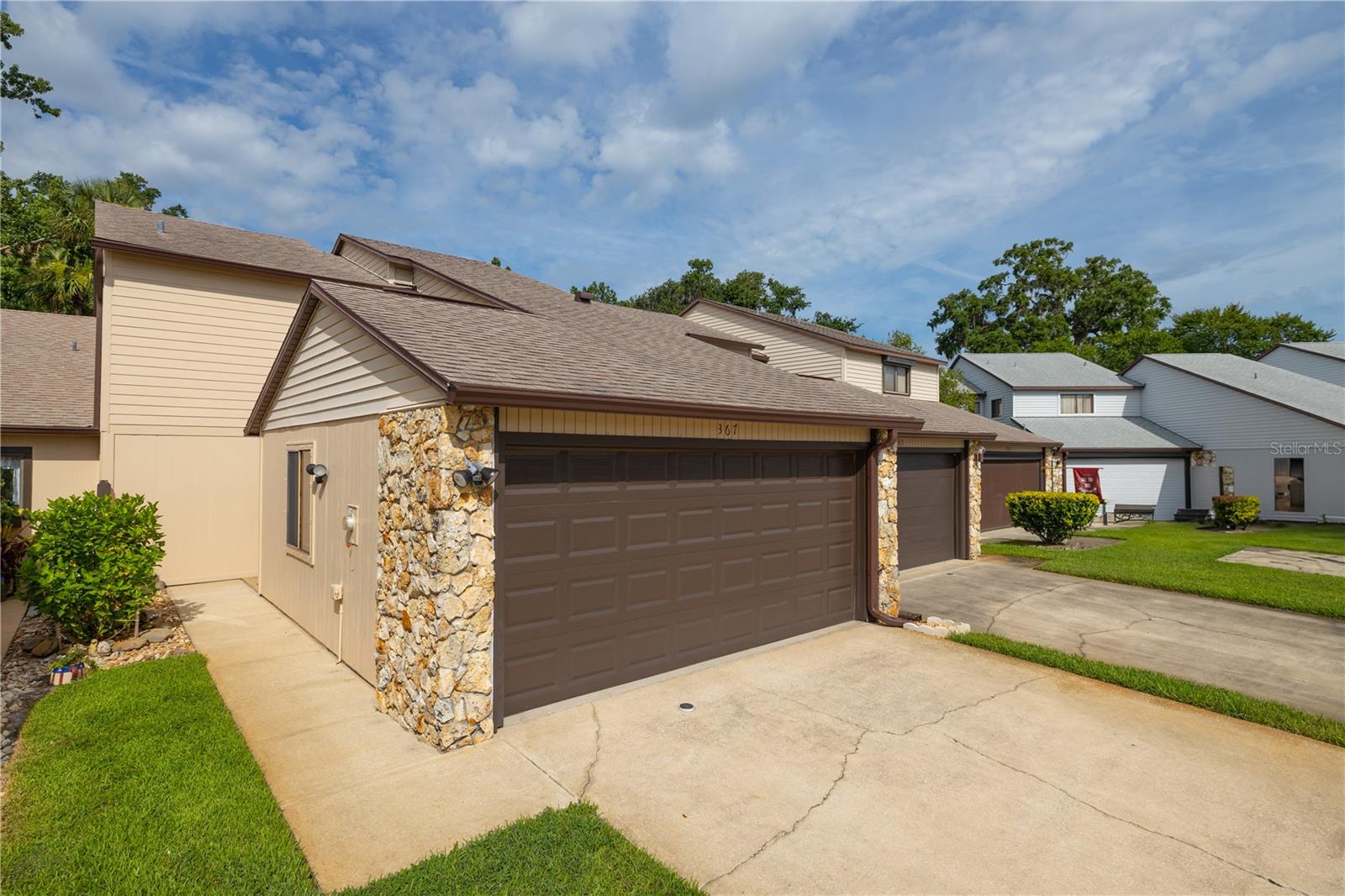 Homes for sale in New Smyrna Beach, FL | 367 Castlewood Ln, New Smyrna Beach, FL 32168 | MLS# NS1086186