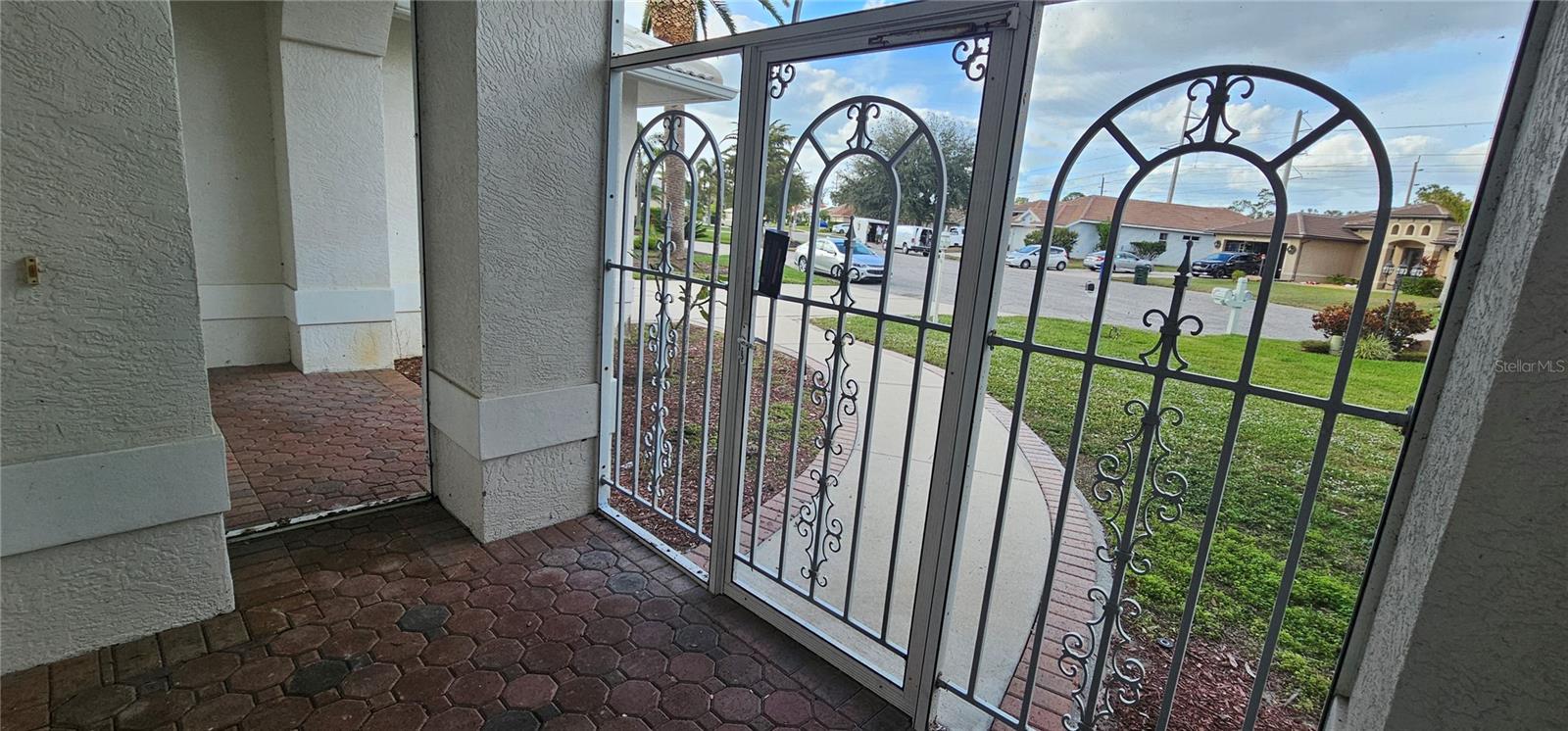 Homes for sale in Venice, FL | 1152 Deardon Dr, Venice, FL 34292 | MLS# A4668002