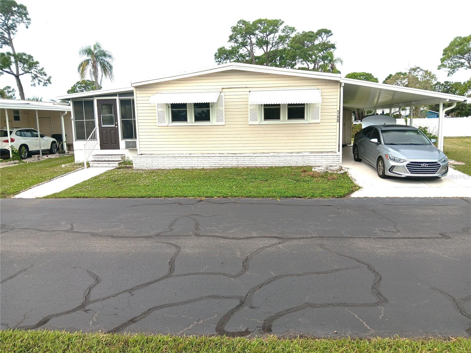 3rd image of 348 Tropic Dr, Osprey, FL 34229 | MLS# A4668240
