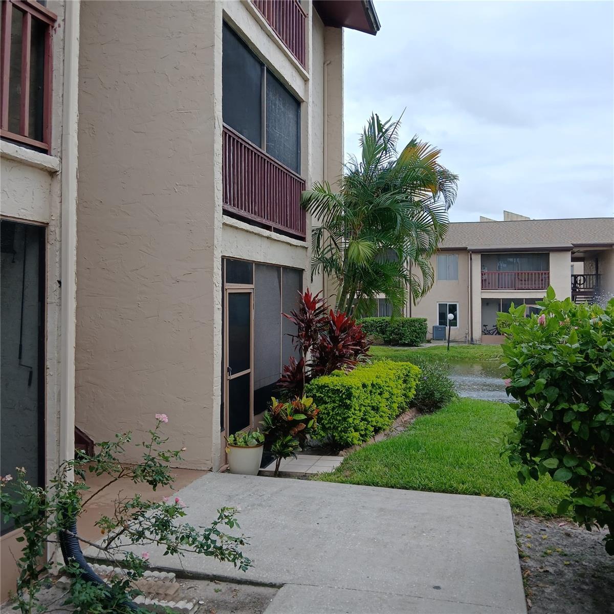 Homes for sale in Tampa, FL | 8602 Champlain #87, Tampa, FL 33614 | MLS# TB8437157