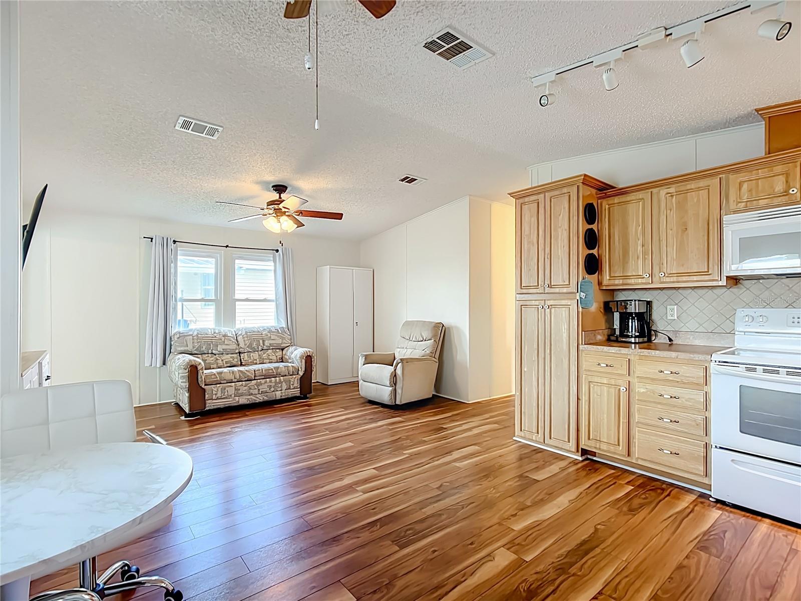 Homes for sale in Frostproof, FL | 270 Big Pine Ave N, Frostproof, FL 33843 | MLS# TB8439213