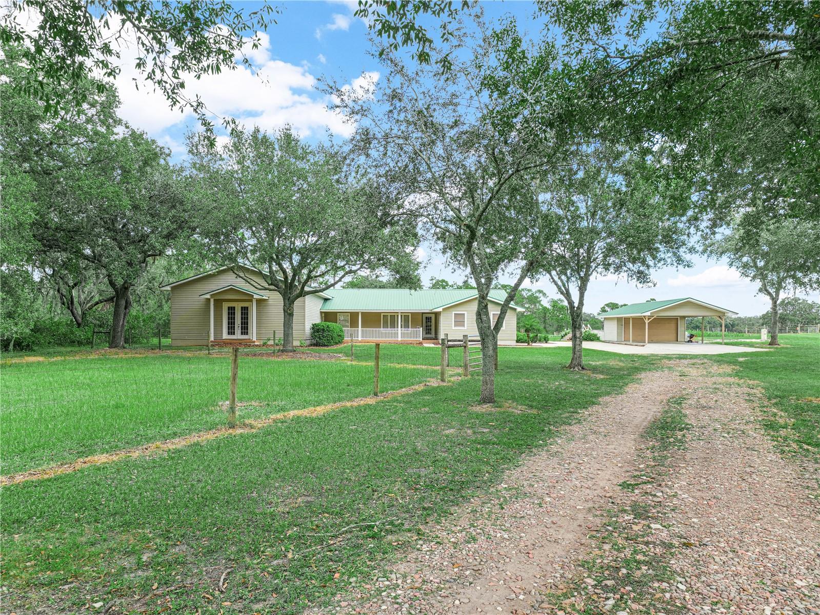 3rd image of 3963 Mammoth Grove Rd, Lake Wales, FL 33898 | MLS# P4936763