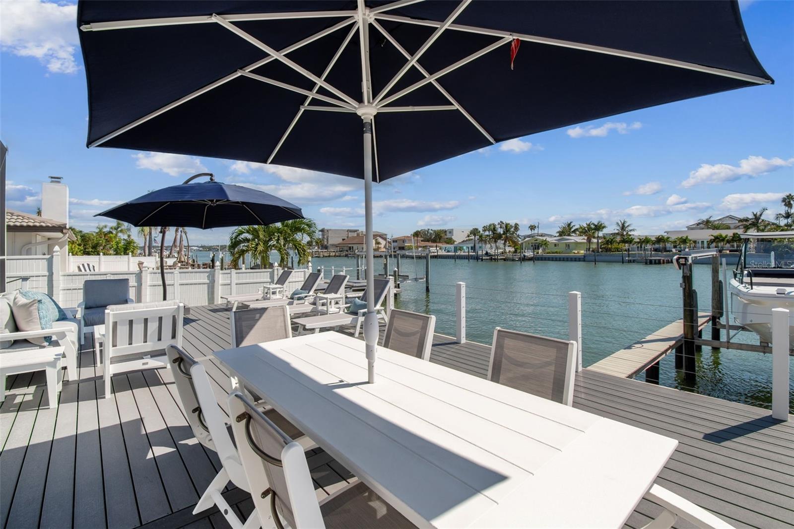 4th image of 320 Belle Isle Ave, Belleair Beach, FL 33786 | MLS# TB8440328