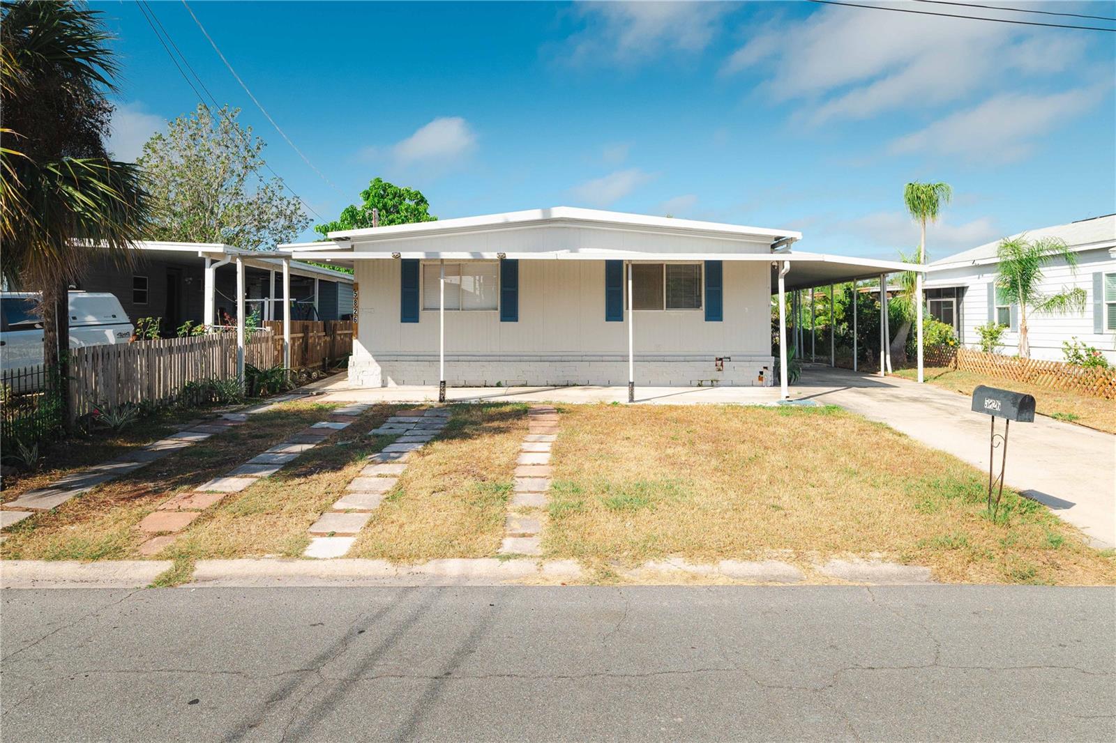 Homes for sale in Tampa, FL | 5826 Portsmouth Dr, Tampa, FL 33615 | MLS# TB8440678