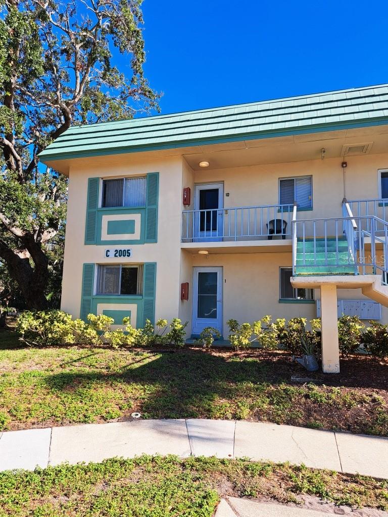 Homes for sale in Clearwater, FL | 2005 Greenbriar Blvd #1, Clearwater, FL 33763 | MLS# TB8441759