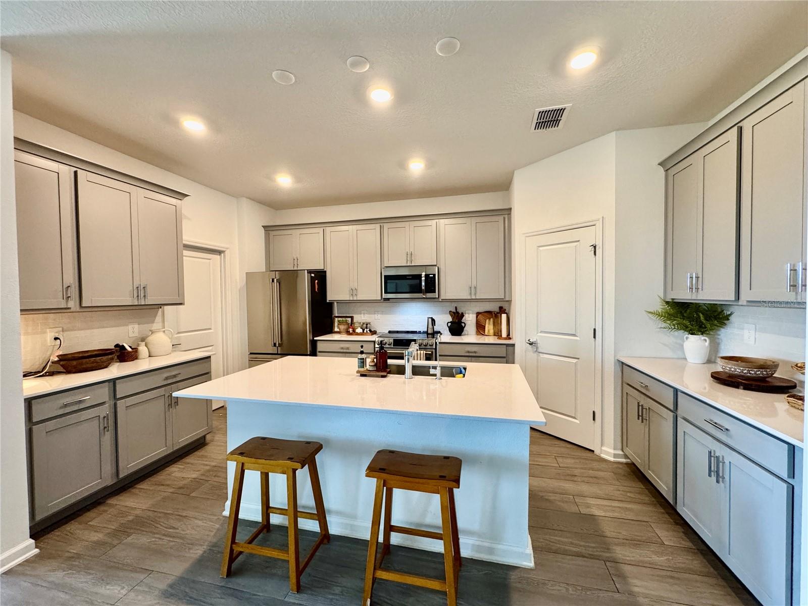 Homes for sale in Clermont, FL | 3024 Armstrong Ave, Clermont, FL 34714 | MLS# O6355619