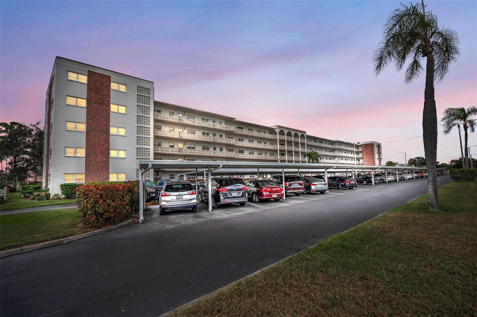 1st image of 5501 80Th St N #405, Saint Petersburg, FL 33709 | MLS# TB8442006