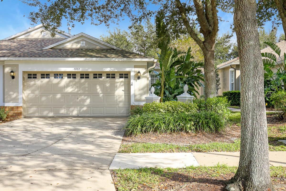 Homes for sale in Lithia, FL | 5922 Phoebenest Dr, Lithia, FL 33547 | MLS# TB8443179