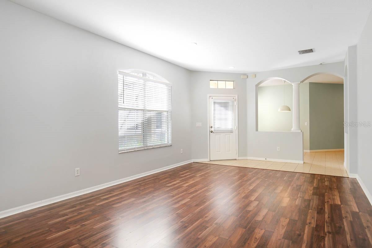 Homes for sale in Lithia, FL | 5922 Phoebenest Dr, Lithia, FL 33547 | MLS# TB8443179