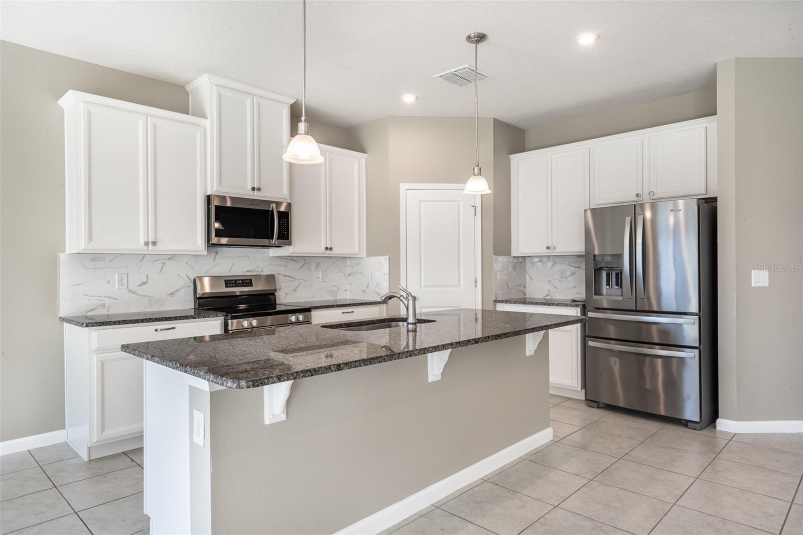 Homes for sale in Mount Dora, FL | 334 Winter Bliss Ln, Mount Dora, FL 32757 | MLS# O6356750