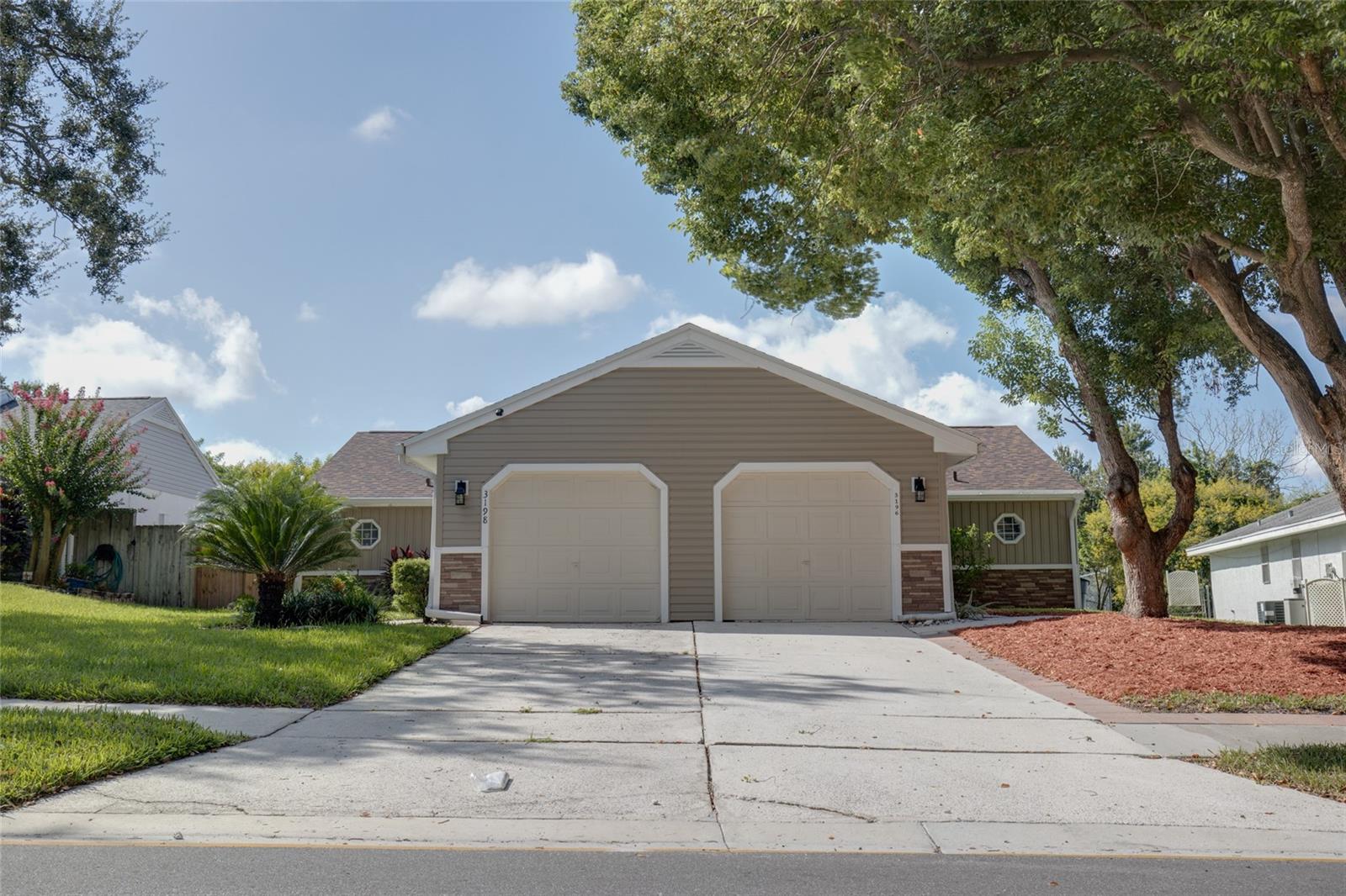 Homes for sale in Palm Harbor, FL | 3196 Cloverplace Dr, Palm Harbor, FL 34684 | MLS# TB8443883