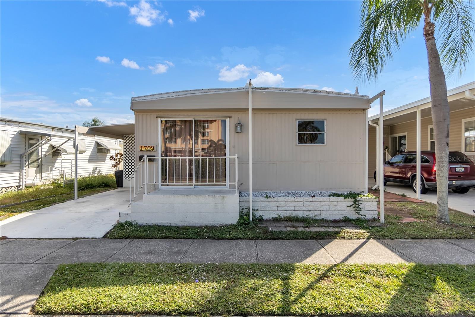 Homes for sale in Bradenton, FL | 1709 W 21st Ave W, Bradenton, FL 34205 | MLS# A4670610