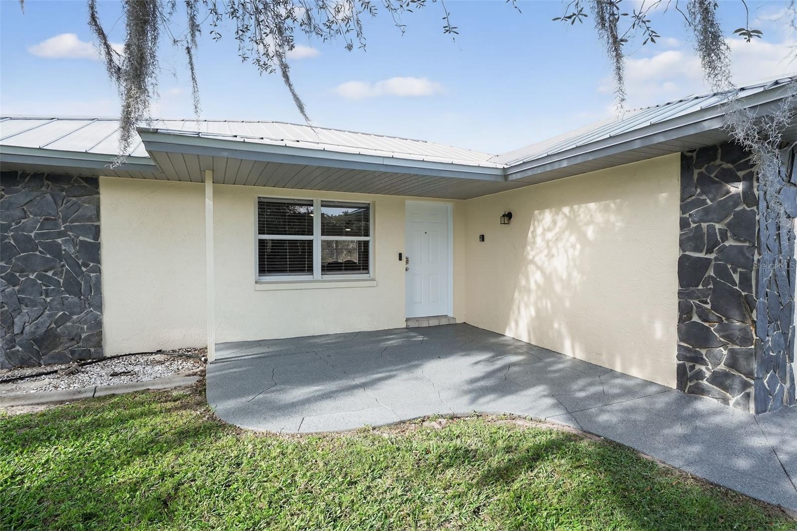 Homes for sale in Lake Placid, FL | 101 Jamison Ave, Lake Placid, FL 33852 | MLS# O6357391