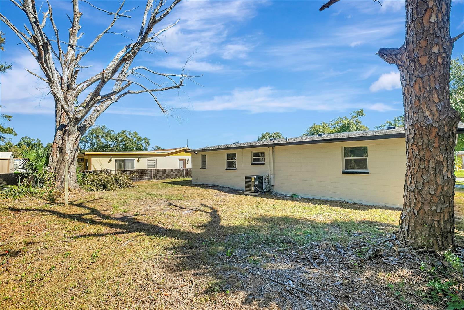 Homes for sale in Tampa, FL | 4909 S 84th St, Tampa, FL 33619 | MLS# TB8444225