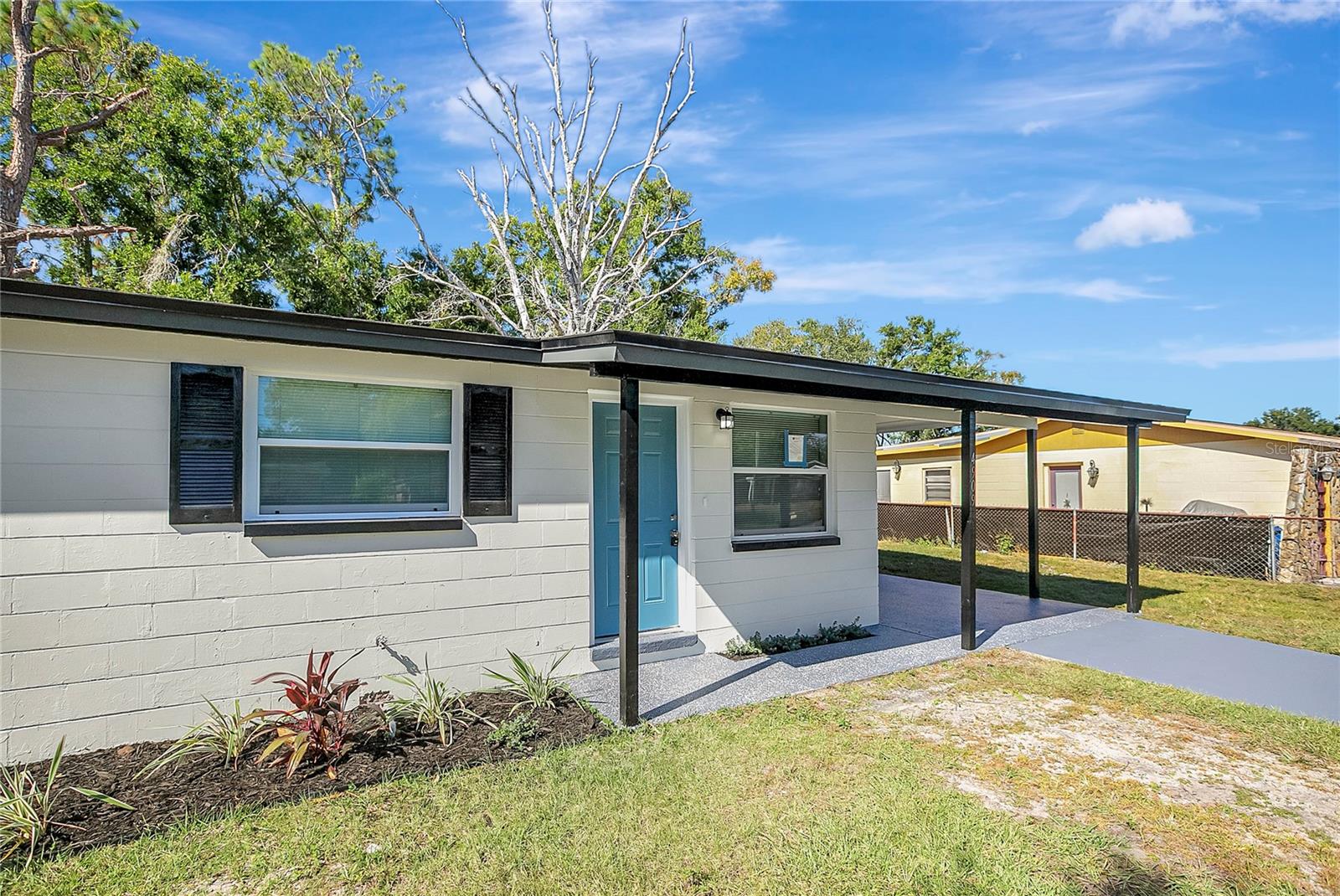 Homes for sale in Tampa, FL | 4909 S 84Th St, Tampa, FL 33619 | MLS# TB8444225