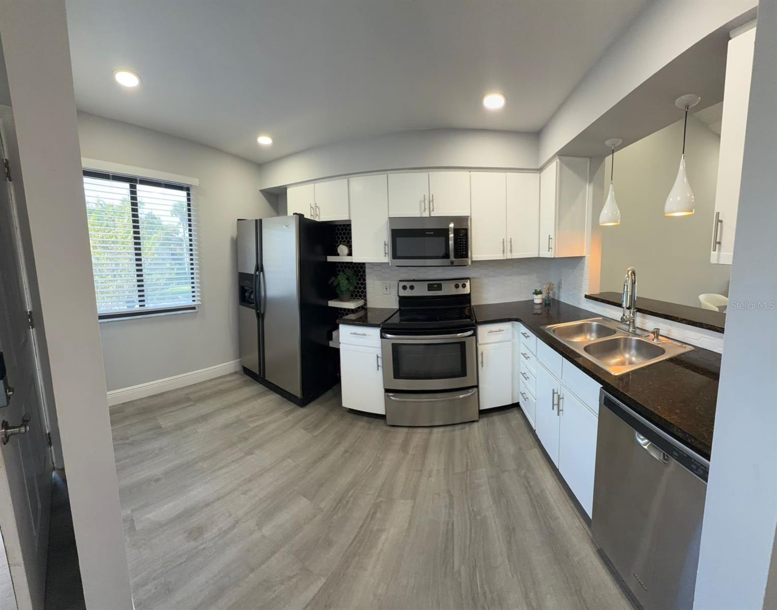 Homes for sale in Winter Park, FL | 609 Gallery Dr #B204, Winter Park, FL 32792 | MLS# O6357629