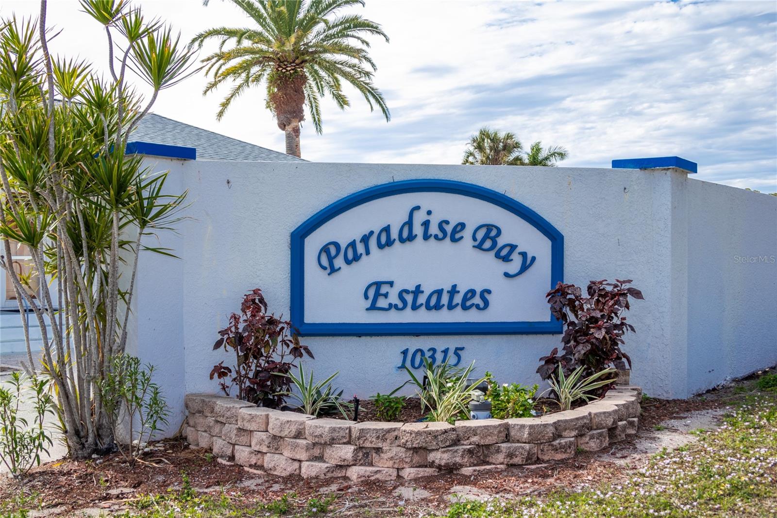 Homes for sale in Bradenton, FL | 10315 Cortez Rd W #4-4, Bradenton, FL 34210 | MLS# A4670979