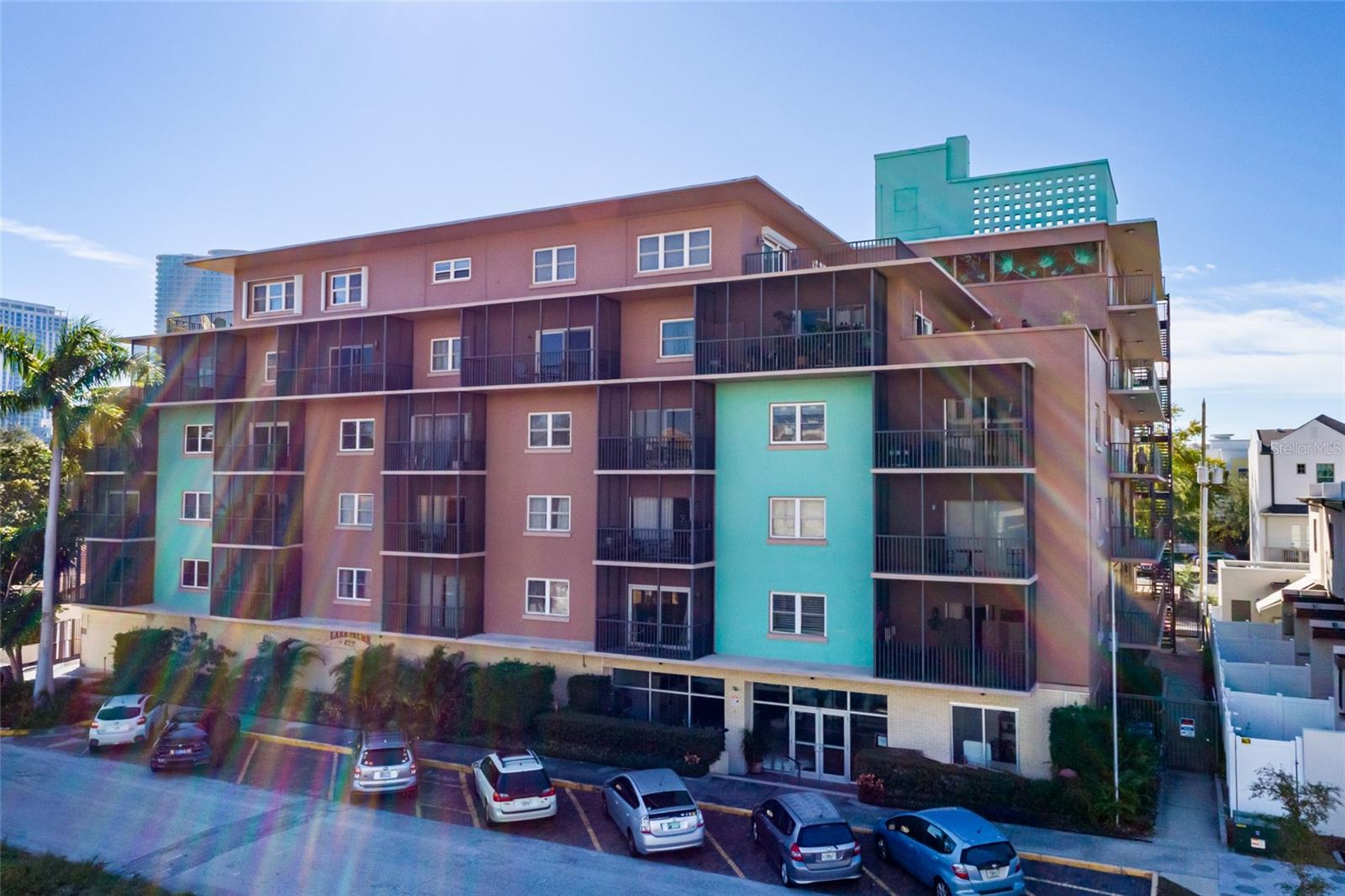 Homes for sale in St Petersburg, FL | 750 Burlington Ave N #5B, St Petersburg, FL 33701 | MLS# TB8445081