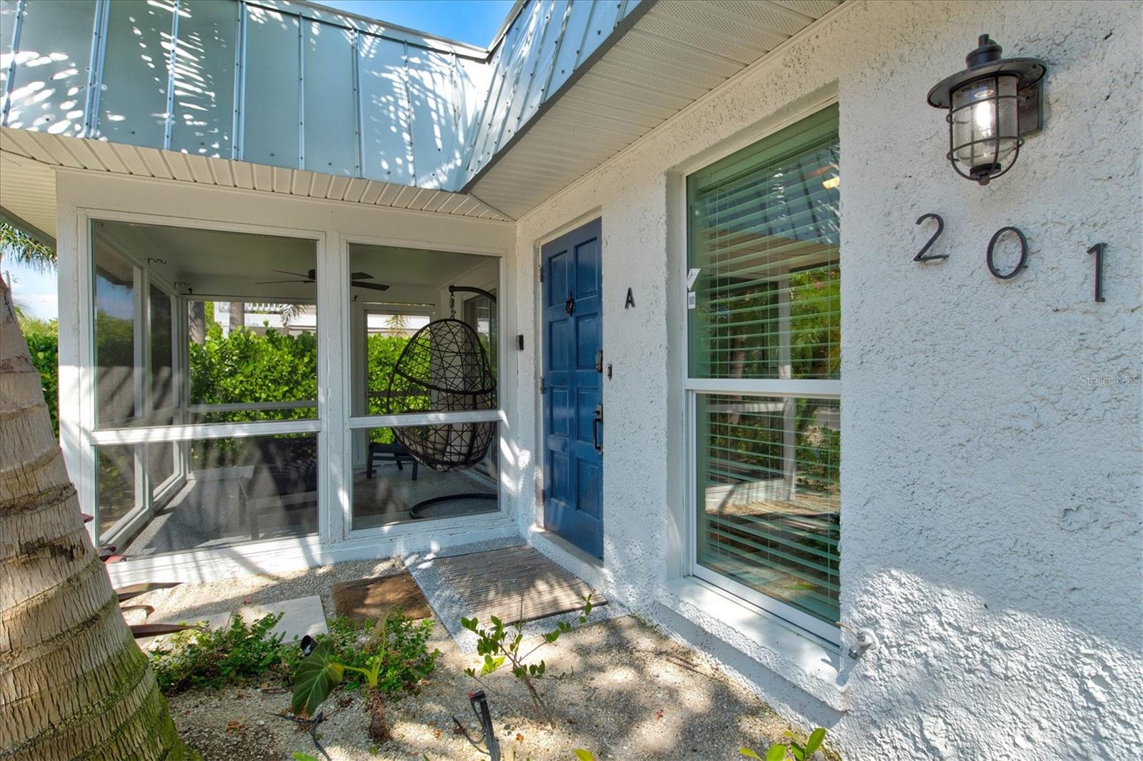 Homes for sale in Holmes Beach, FL | 201 72Nd St #A & B, Holmes Beach, FL 34217 | MLS# A4671080