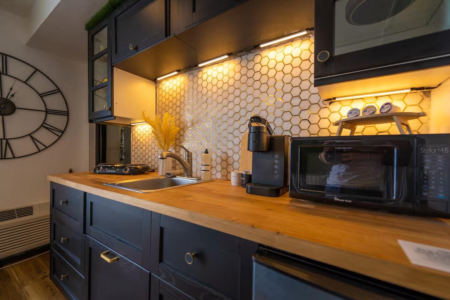 Homes for sale in Hartland, MI | 1233 N Atlantic Ave #3330, Hartland, MI 48353 | MLS# O6358275