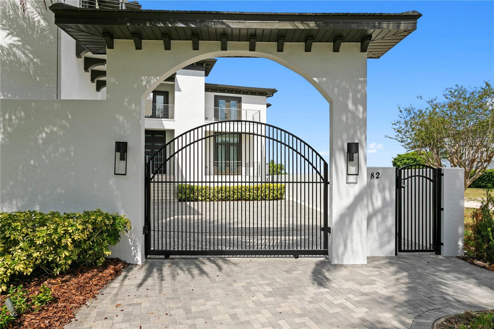2nd image of 82 Martinique Ave, Tampa, FL 33606 | MLS# TB8446032