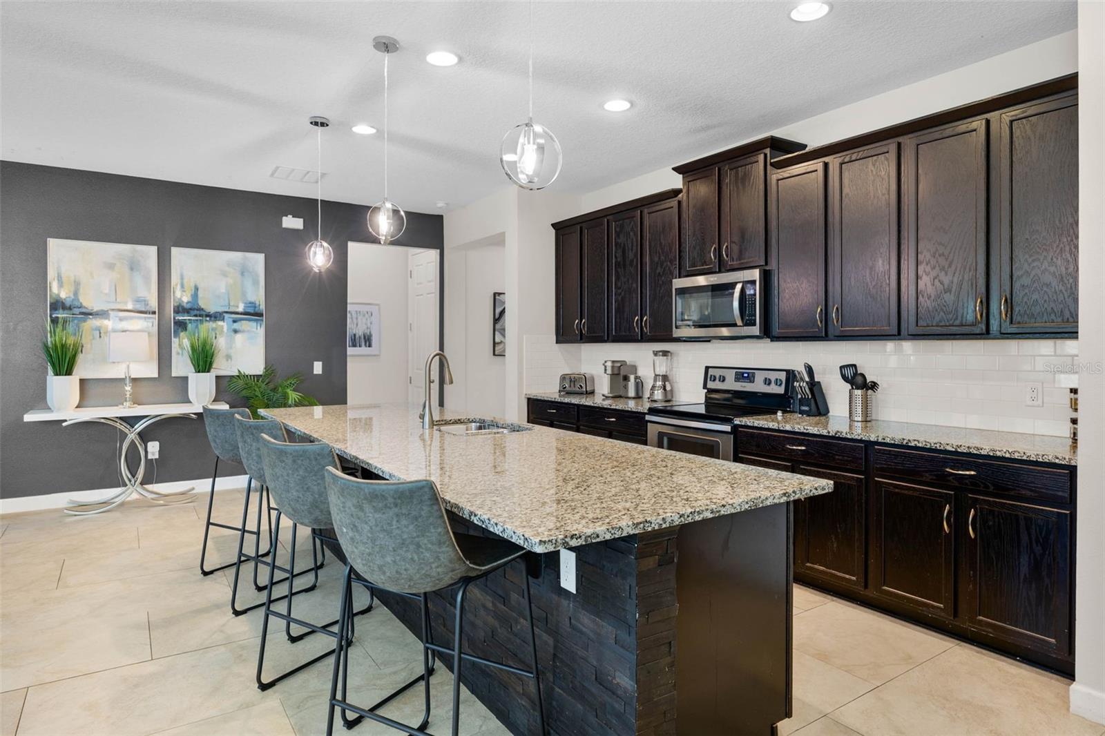 Homes for sale in Kissimmee, FL | 9051 Sunshine Ridge Loop, Kissimmee, FL 34747 | MLS# S5138217