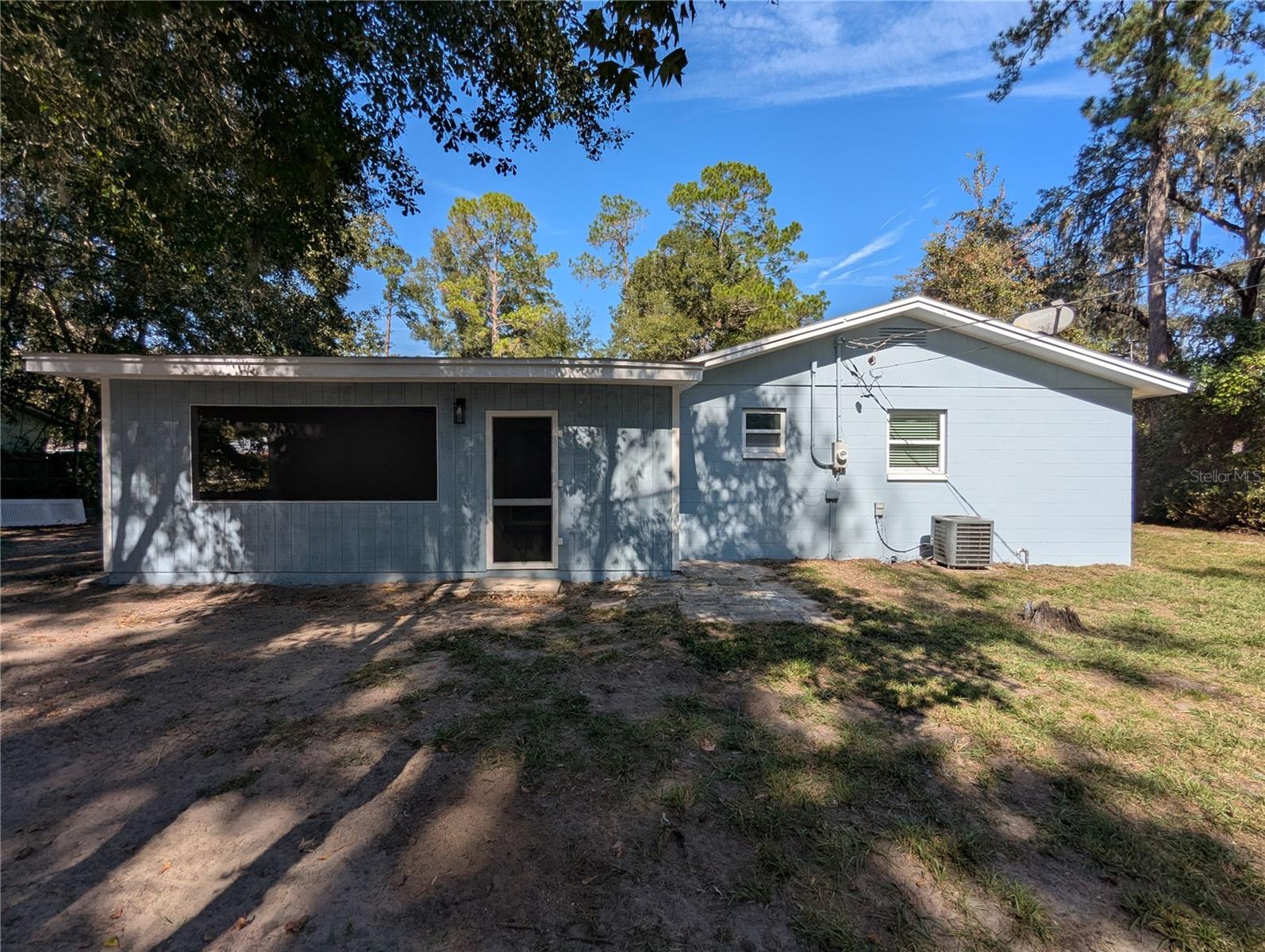 Homes for sale in Gainesville, FL | 3229 Nw 41st Ave, Gainesville, FL 32605 | MLS# OM713204