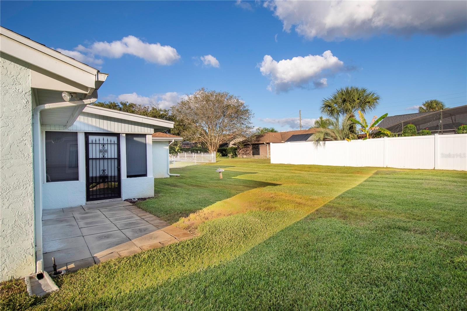 Homes for sale in Orange City, FL | 2420 Pine Tree Circle Dr, Orange City, FL 32763 | MLS# V4945834