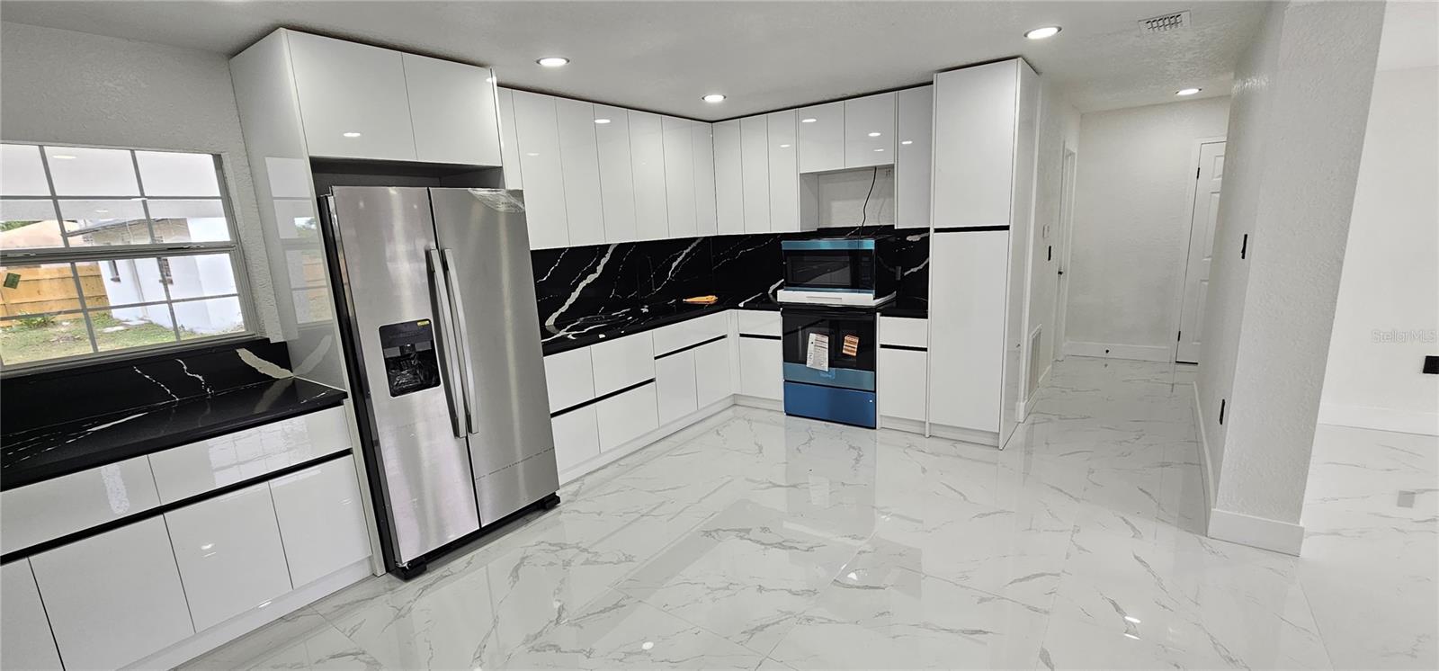 Homes for sale in Tampa, FL | 1506 E Poinsettia Ave, Tampa, FL 33612 | MLS# TB8446839