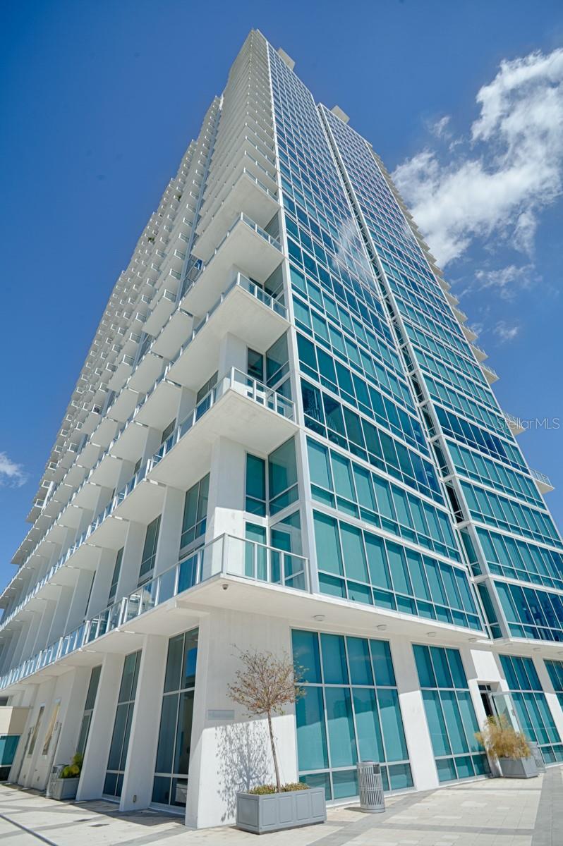 Homes for sale in Orlando, FL | 150 E Robinson St #3504, Orlando, FL 32801 | MLS# O6359445