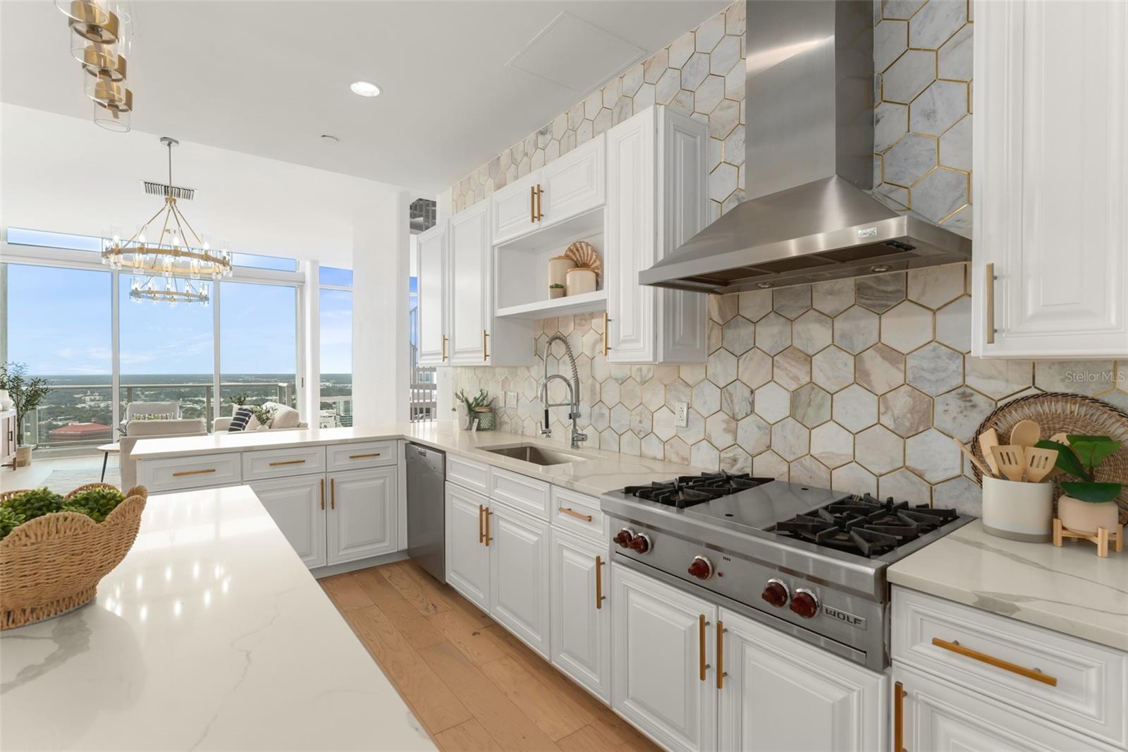 Homes for sale in Orlando, FL | 150 E Robinson St #3504, Orlando, FL 32801 | MLS# O6359445