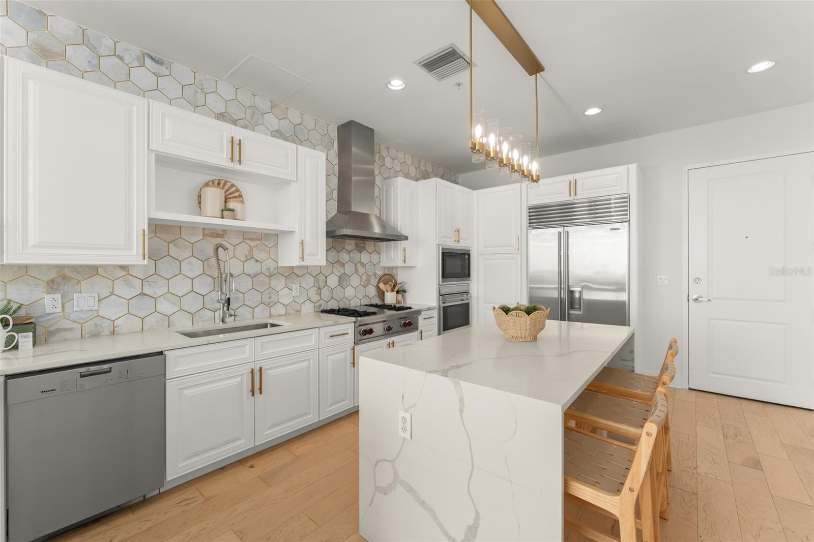 Homes for sale in Orlando, FL | 150 E Robinson St #3504, Orlando, FL 32801 | MLS# O6359445